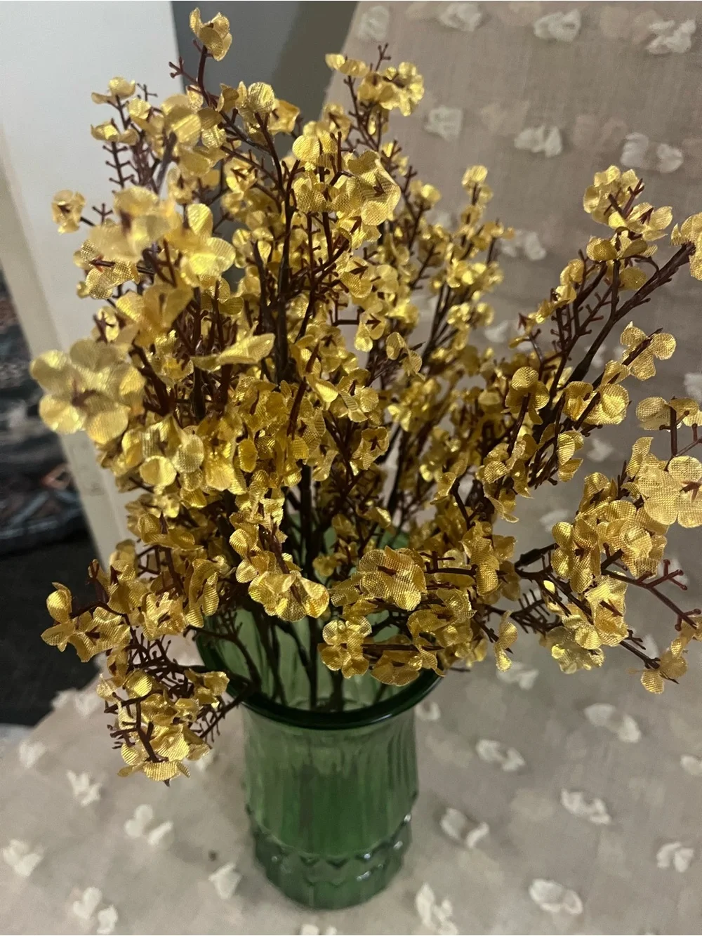 N/A elegant gold